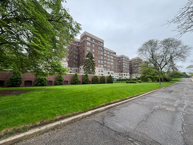 8162 E Jefferson Ave Unit 16B, Detroit, MI 48214 - view of apartment building / complex