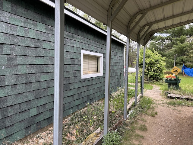 1902 W Ogilvie Ave, Baldwin, MI 49304 - view of side of home