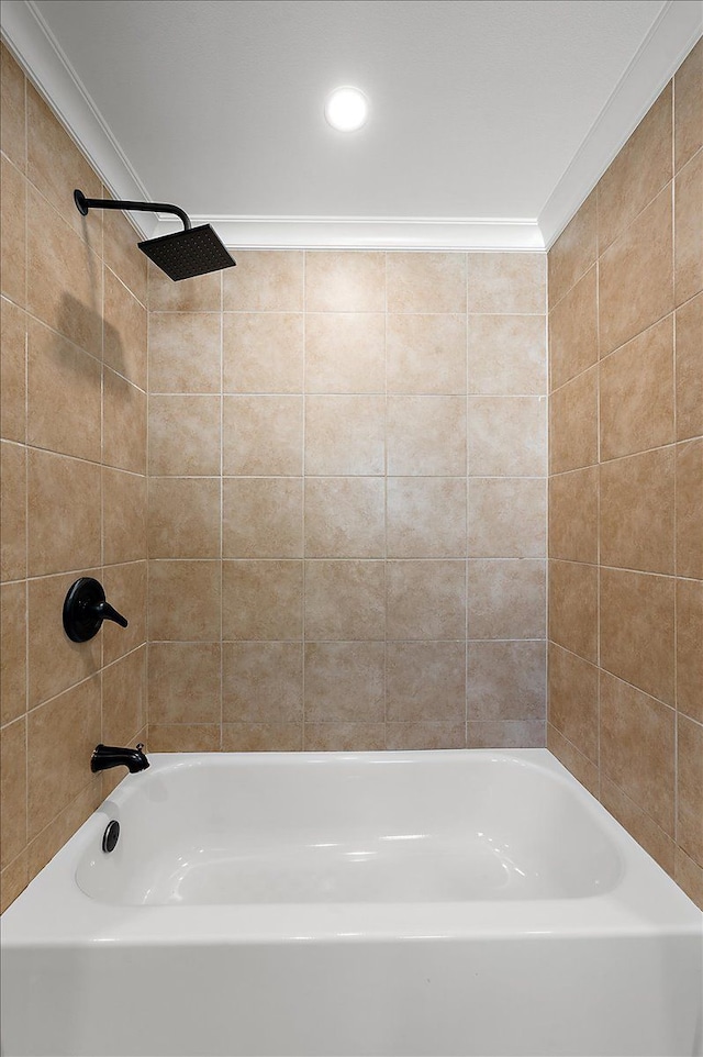 13665 Ida Ave, Warren, MI 48089 - bathroom featuring recessed lighting and bathing tub / shower combination