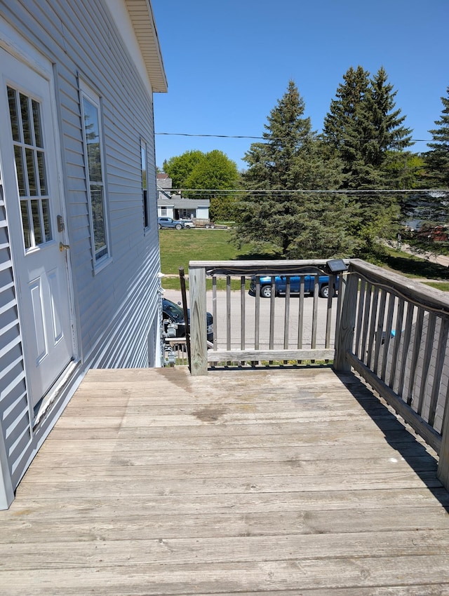 120 N Main St, Scottville, MI 49454 - view of deck