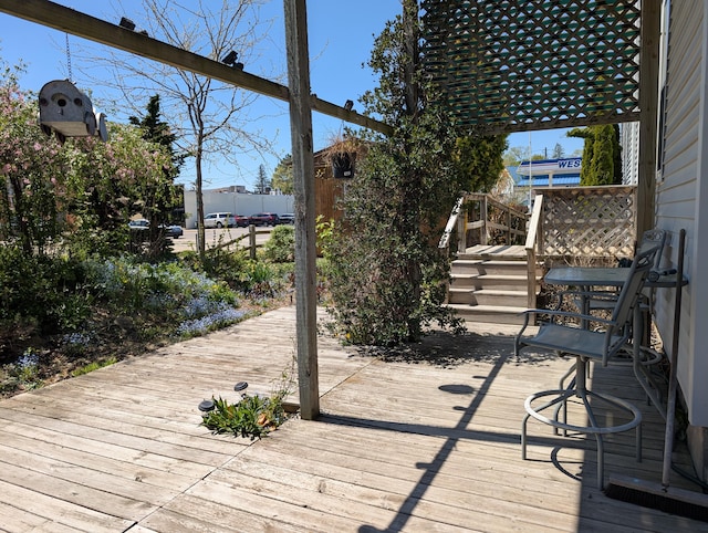 120 N Main St, Scottville, MI 49454 - view of deck