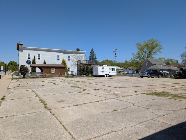 120 N Main St, Scottville, MI 49454 - view of concrete road