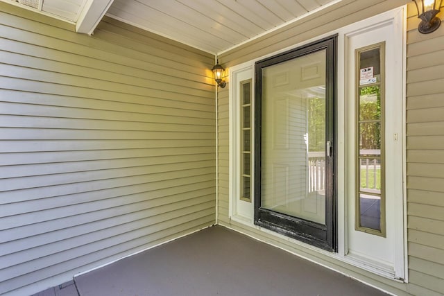 11317 N Dr, Brooklyn, MI 49230 - view of doorway to property