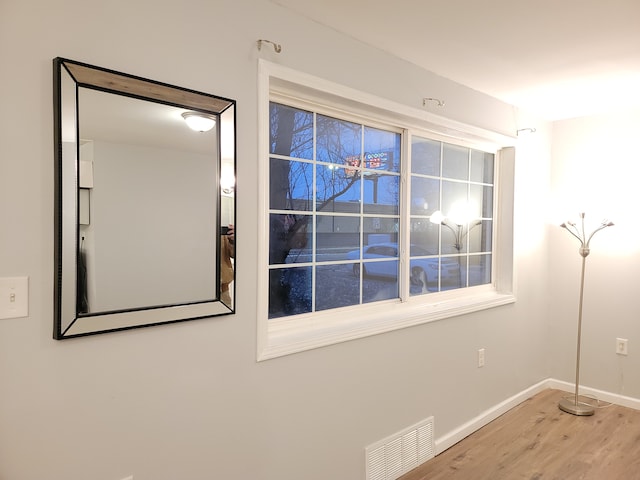 18453 Woodbine St, Detroit, MI 48219 - detailed view of wood finished floors and baseboards