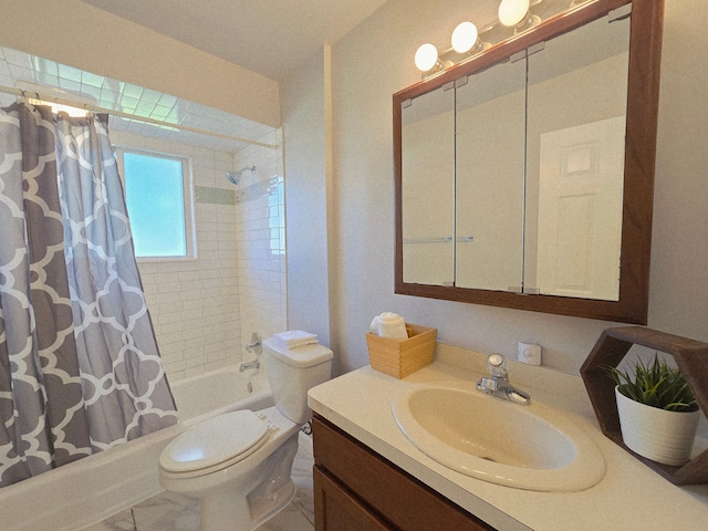 18453 Woodbine St, Detroit, MI 48219 - bathroom featuring shower / bath combo, toilet, and vanity