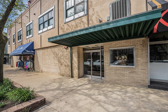 327 State St # 2, Saint Joseph, MI 49085 - view of patio