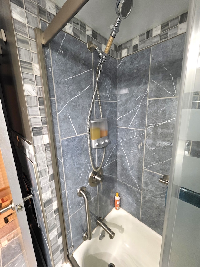 19266 Tyrone St, Harper Woods, MI 48225 - full bathroom with shower / tub combination