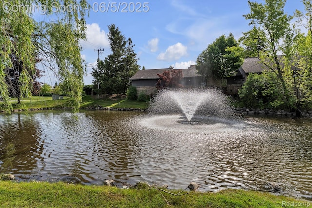 5520 Ridgewood, West Bloomfield, MI 48322 - water view