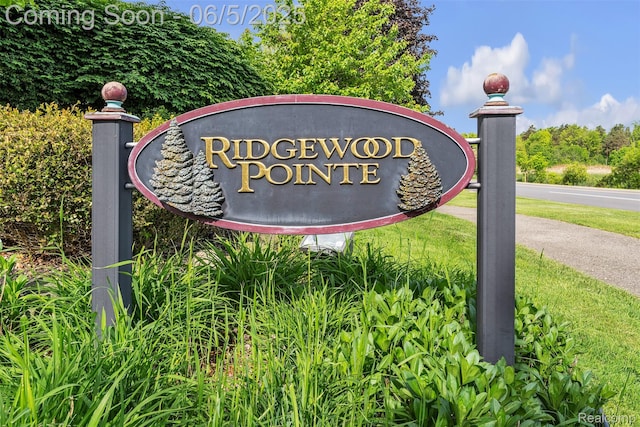 5520 Ridgewood, West Bloomfield, MI 48322 - view of community / neighborhood sign