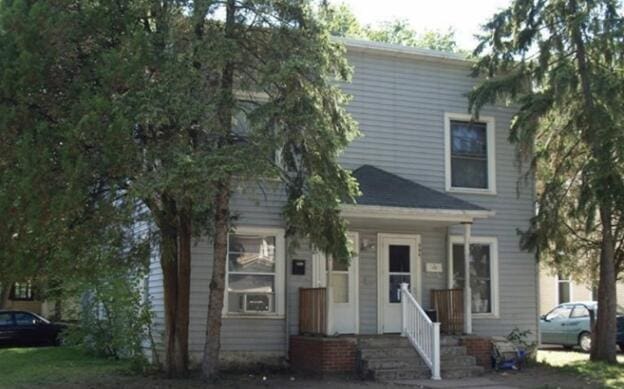 954 Adams St SE, Grand Rapids, MI 49507 - view of front of home