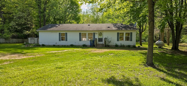 4232 Washburn Rd, Vassar, MI 48768 - rear view of house with entry steps