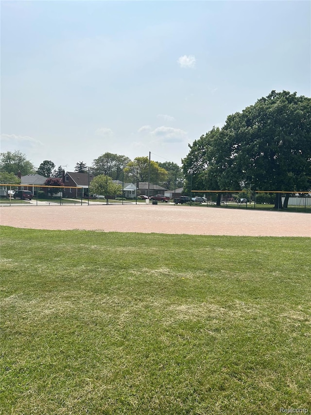 2205 Regina Ave, Lincoln Park, MI 48146 - view of grassy yard featuring volleyball court