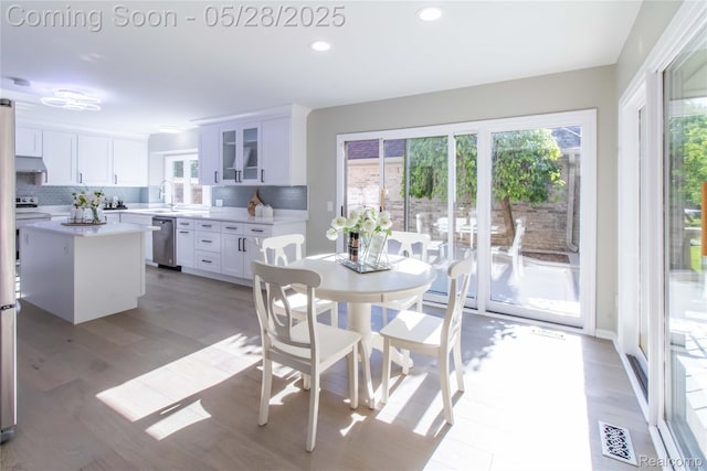 22170 Orchard Way, Beverly Hills, MI 48025 - dining room featuring light wood finished floors and recessed lighting