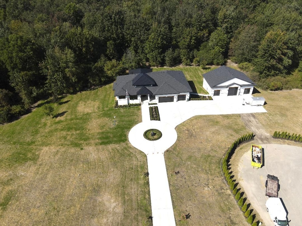 815 N Milford Rd, Milford, MI 48381 - view from above of property with a forest
