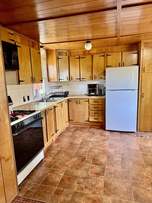 5471 E Free Soil Rd, Michigan, MI 49411 - photo 10
