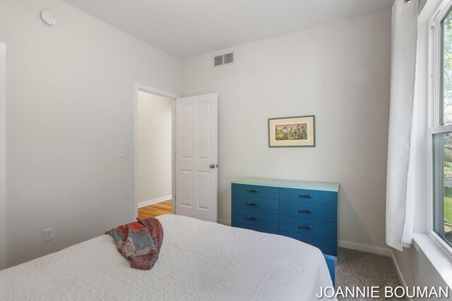 94 Cheyenne Ave, Holland, MI 49424 - bedroom with baseboards