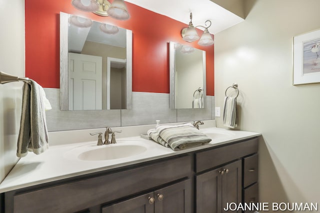 94 Cheyenne Ave, Holland, MI 49424 - bathroom with double vanity