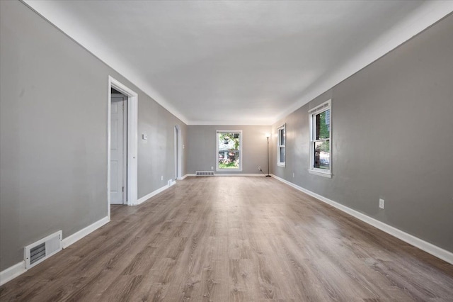 18611 Pinehurst St, Detroit, MI 48221 - unfurnished room featuring wood finished floors and baseboards