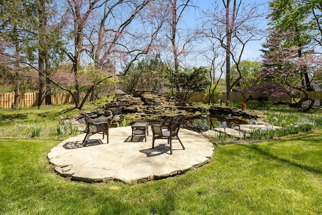 602 N Kalamazoo Ave, Marshall, MI 49068 - view of yard featuring a patio area