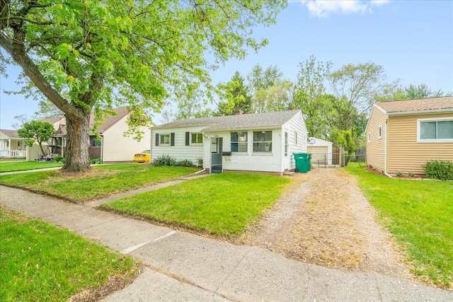 1210 Red Leaf Ln, Ypsilanti, MI 48198 - view of front facade with a chimney