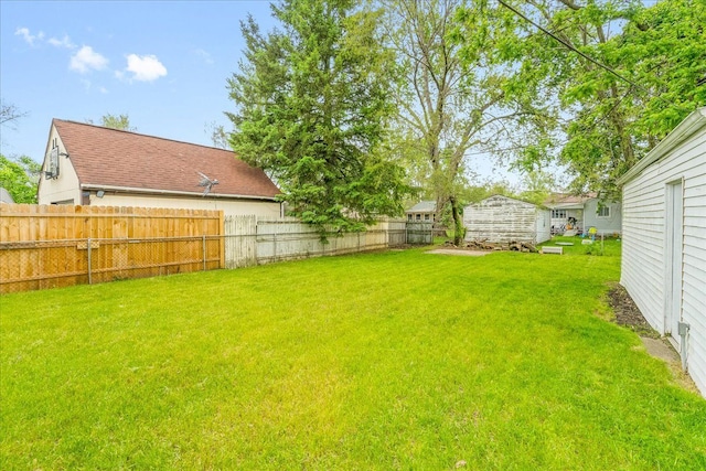 1210 Red Leaf Ln, Ypsilanti, MI 48198 - view of yard