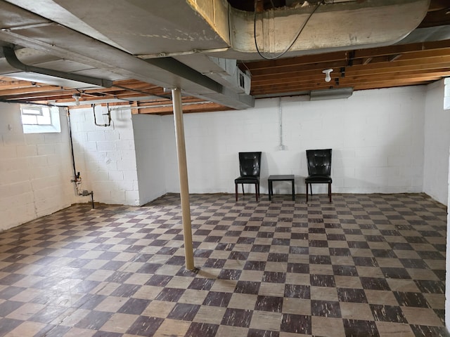 15360 Collinson Ave, Eastpointe, MI 48021 - below grade area featuring dark flooring