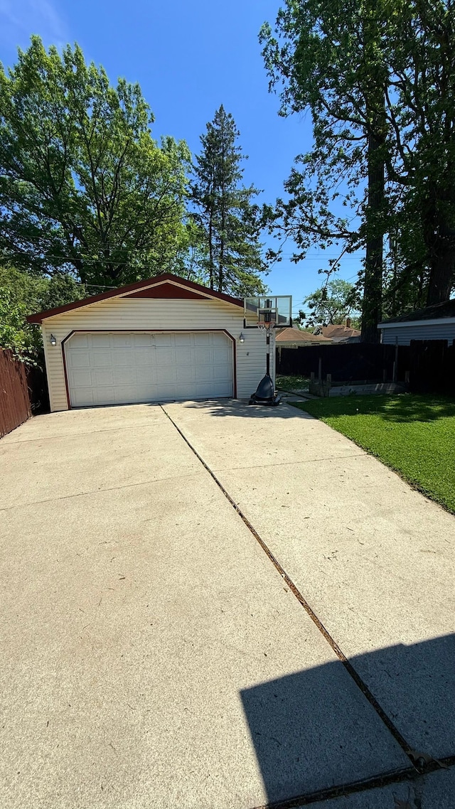 4425 Westpoint St, Dearborn Heights, MI 48125 - view of front facade with an outdoor structure