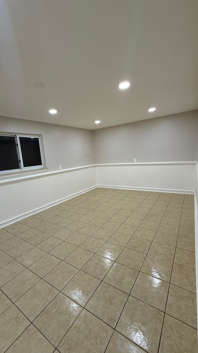 4425 Westpoint St, Dearborn Heights, MI 48125 - unfurnished room featuring tile patterned floors, recessed lighting, and baseboards