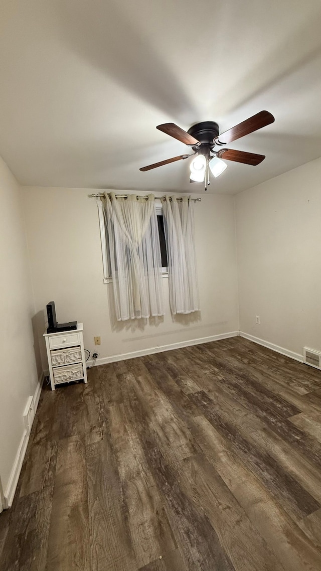 4425 Westpoint St, Dearborn Heights, MI 48125 - unfurnished room featuring wood finished floors, ceiling fan, and baseboards