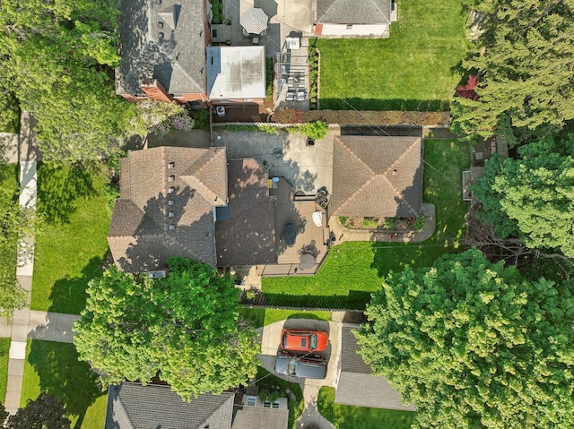 441 Roland Rd, Grosse Pointe Farms, MI 48236 - aerial view