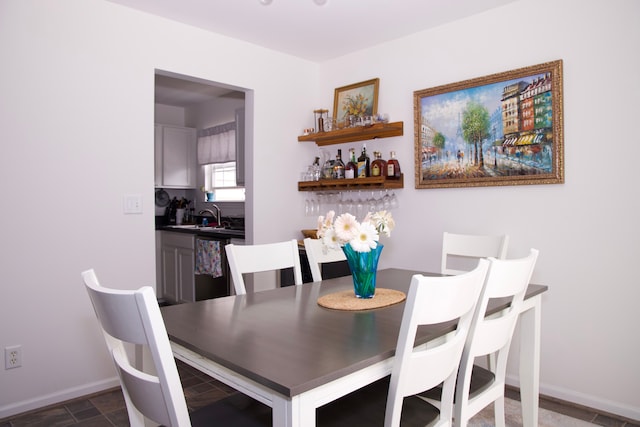 46265 Cavalier Dr, Macomb, MI 48044 - dining area featuring baseboards