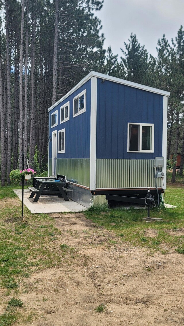 6136 SW Hudson Rd, South Boardman, MI 49680