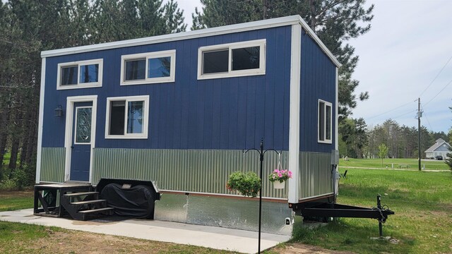 6136 SW Hudson Rd, South Boardman, MI 49680