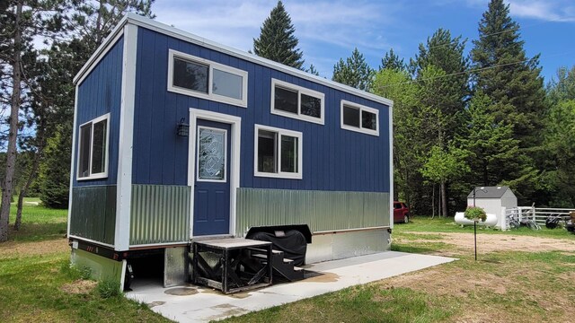 6136 SW Hudson Rd, South Boardman, MI 49680