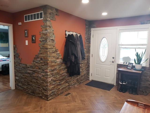 15701 Middlebelt Rd, Romulus, MI 48174 - entrance foyer featuring recessed lighting