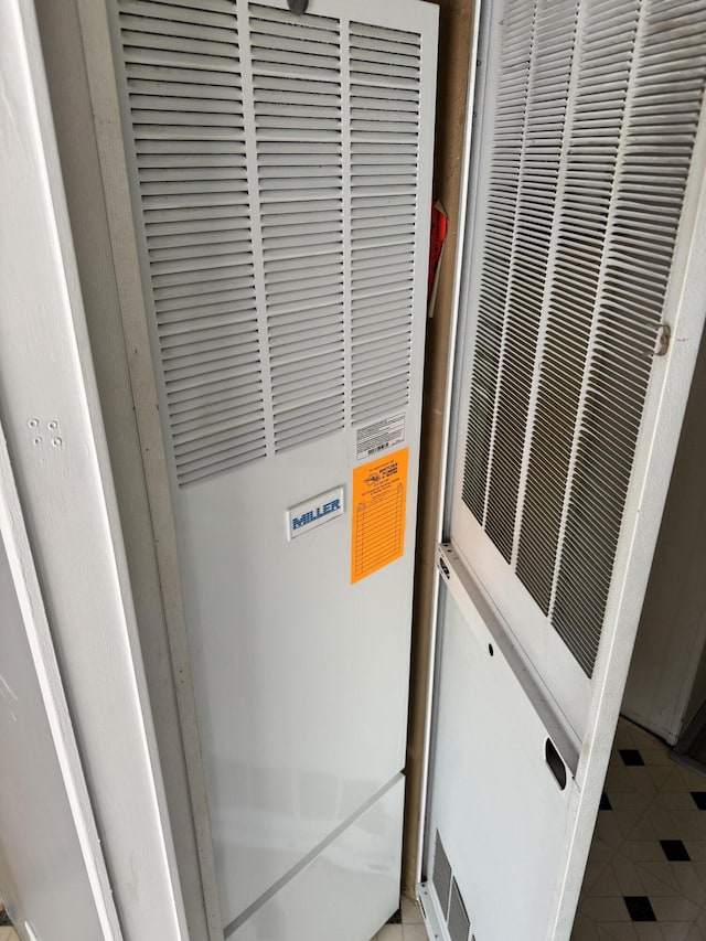 829 Savannah River Dr, Adrian, MI 49221 - detailed view of a heating unit