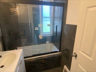 2422 Missouri Ave, Flint, MI 48506 - bathroom featuring vanity