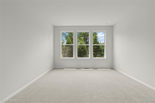 2396 Pondview Ln, Troy, MI 48085 - unfurnished room featuring carpet and baseboards