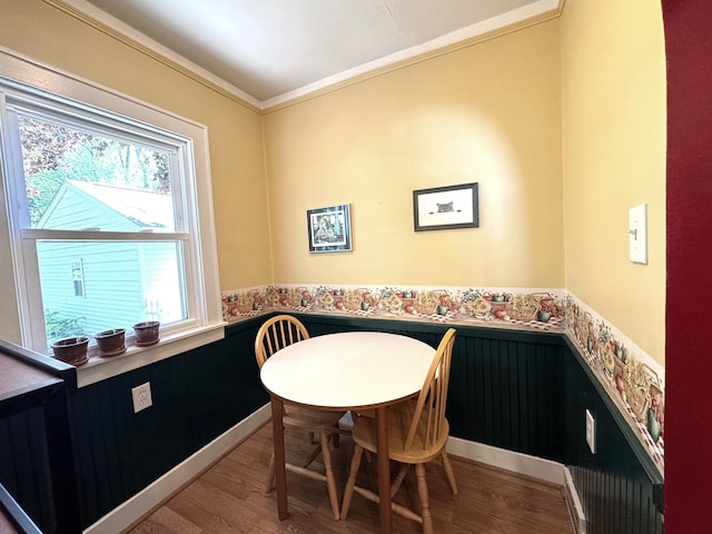 25220 Code Rd, Southfield, MI 48033 - dining space with wood finished floors and crown molding