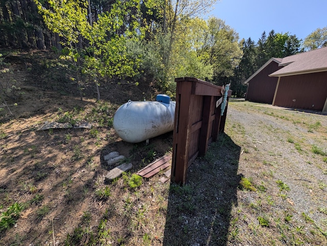 5005 S Brye Rd, Ludington, MI 49431 - exterior view of heating fuel tank