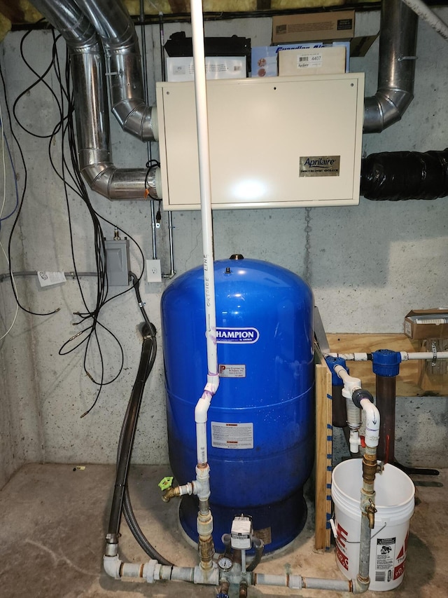 5005 S Brye Rd, Ludington, MI 49431 - view of utility room