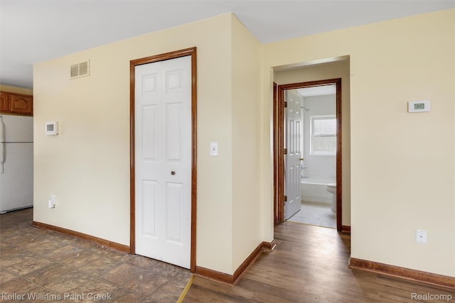 13350 Sidonie Ave, Warren, MI 48089 - corridor with baseboards