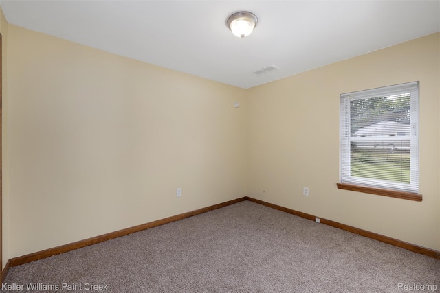 13350 Sidonie Ave, Warren, MI 48089 - empty room featuring carpet flooring and baseboards