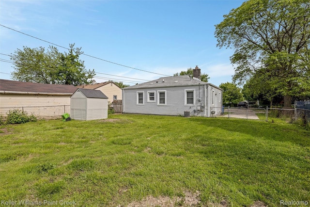13350 Sidonie Ave, Warren, MI 48089 - back of property featuring a chimney