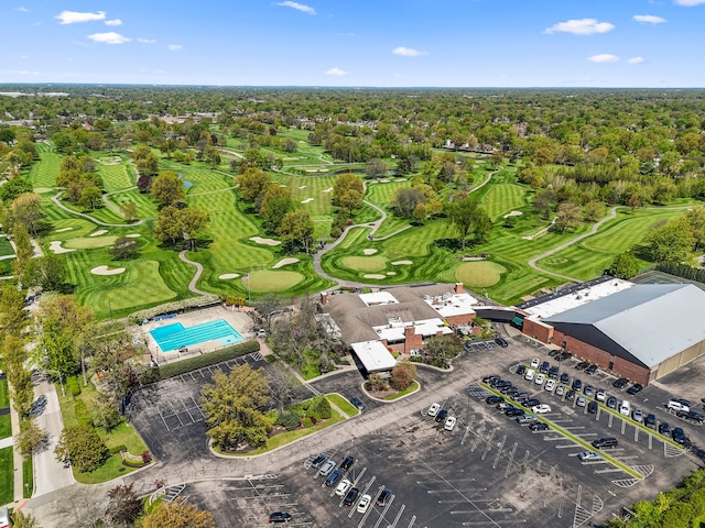 drone / aerial view of a golf course