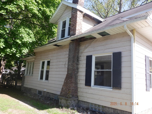 824 Gayle Ave, Kalamazoo, MI 49048 - view of property exterior featuring a chimney