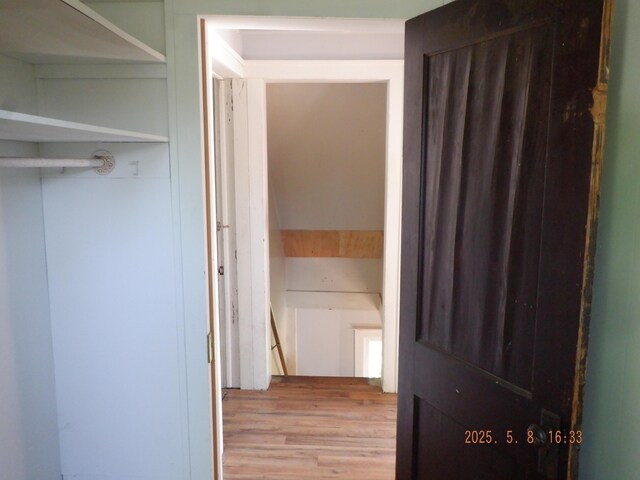 824 Gayle Ave, Kalamazoo, MI 49048 - view of closet
