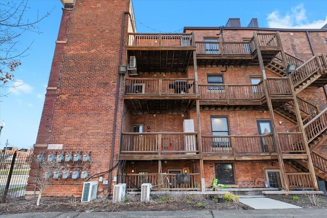 112 Watson St Unit 28, Detroit, MI 48201 - view of apartment building / complex