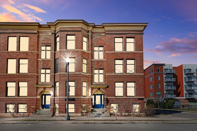 112 Watson St Unit 28, Detroit, MI 48201 - view of building exterior with entry steps