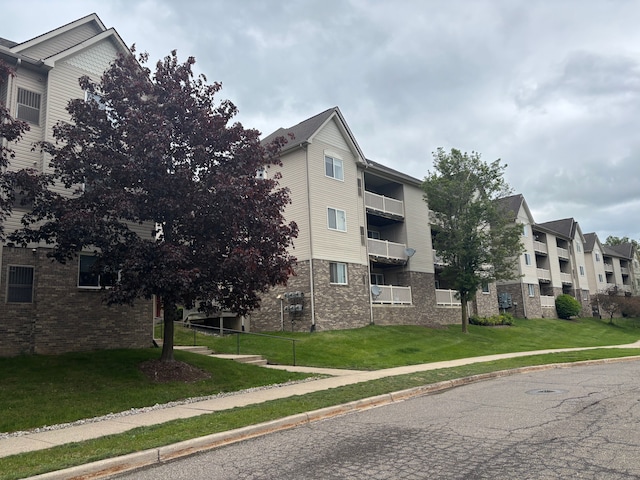 836 Brandon Ave, Pontiac, MI 48340 - view of building exterior